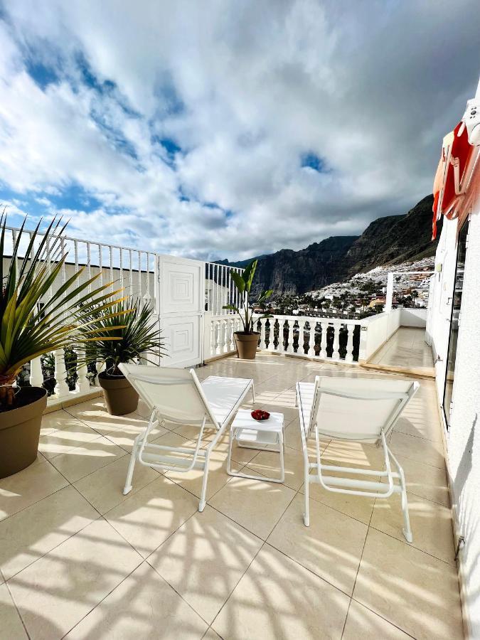 Апартаменти Luxury Penthouse With Breathtaking Views And Huge Private Terraces Пуерто-де-Сантьяго Екстер'єр фото