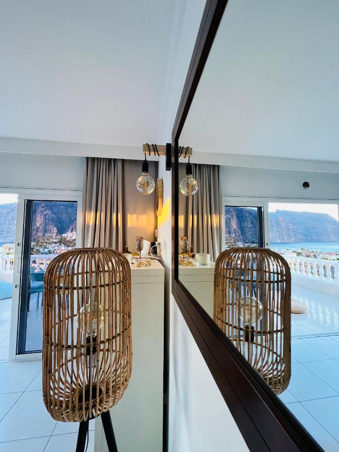 Апартаменти Luxury Penthouse With Breathtaking Views And Huge Private Terraces Пуерто-де-Сантьяго Екстер'єр фото