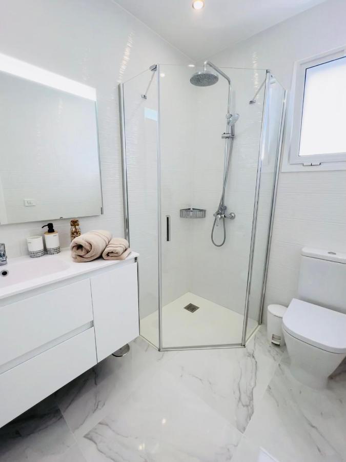 Апартаменти Luxury Penthouse With Breathtaking Views And Huge Private Terraces Пуерто-де-Сантьяго Екстер'єр фото